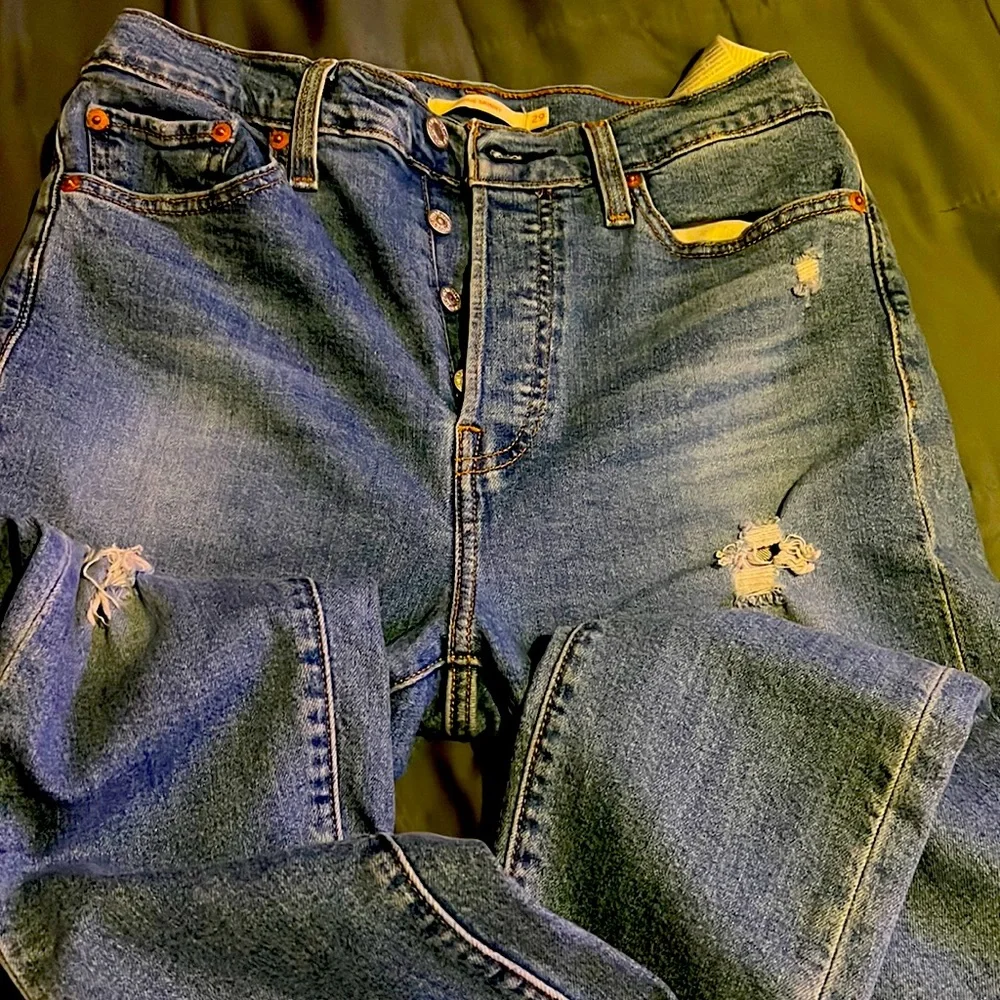 Levi’s women’s size 29 I don’t use anymore - Picture 1 of 4